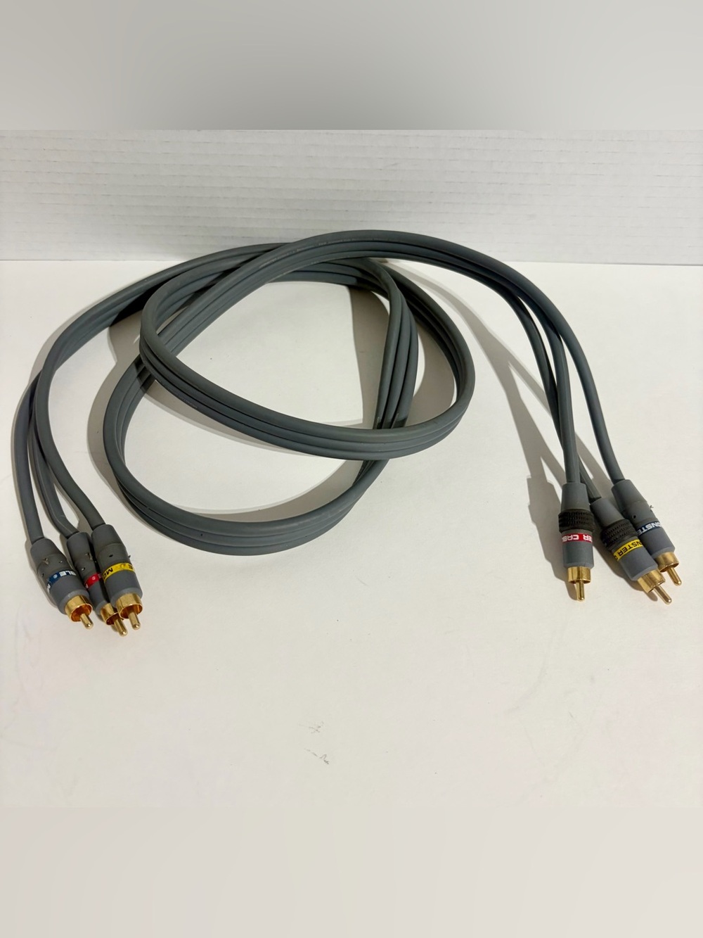 Monster Cable Interlink 90 SV1 1m Composite Audio Video 3 RCA Male To Male Cord